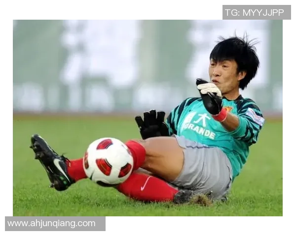 潮汕话中的足球明星名字趣味解析与发音对比 潮汕话中的足球明星名字趣味解析与发音对比