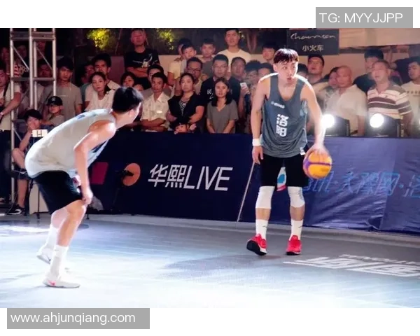 重庆篮球队在大师赛中的耐力表现分析与精彩回顾 重庆篮球队在大师赛中的耐力表现分析与精彩回顾